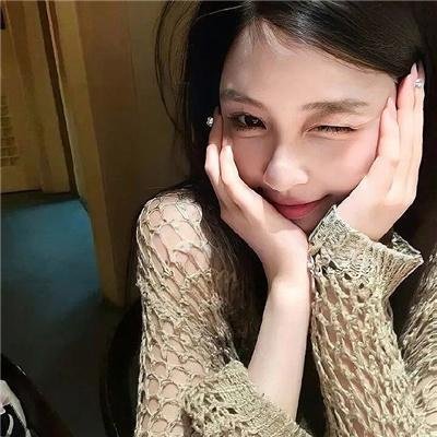 她嫁了个警察