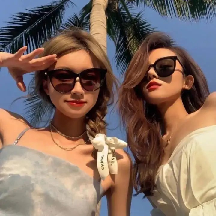 爱在弹指间